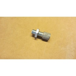 Kaasuvaijerin säätöruuvi 5mm kierre