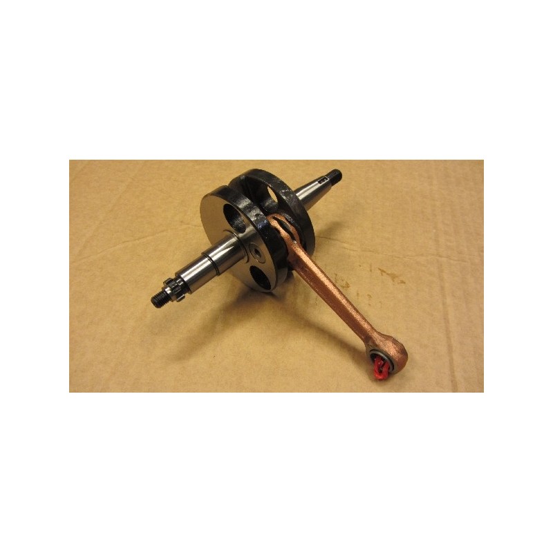 Kampiakseli 2.v 12 mm tapilla Tunturi Puch